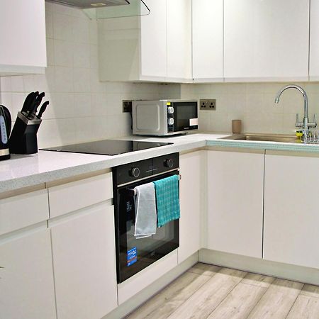 Beautiful Flat Near Central London - Entire Flat - Equipped Kitchen - Private Bathroom Exterior foto