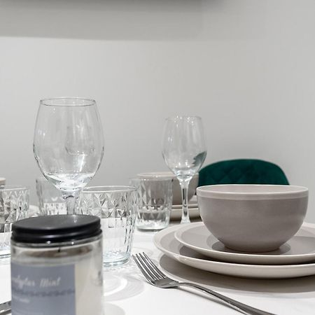 Beautiful Flat Near Central London - Entire Flat - Equipped Kitchen - Private Bathroom Exterior foto