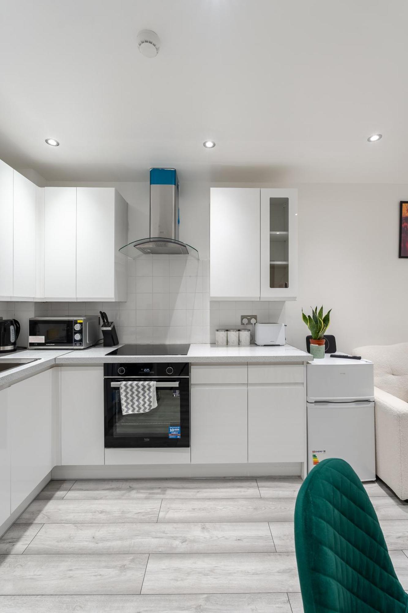 Beautiful Flat Near Central London - Entire Flat - Equipped Kitchen - Private Bathroom Exterior foto